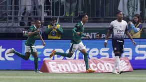 Palmeiras de Abel Ferreira bate Corinthians de António Oliveira e sobe ao 2.º lugar do Brasileirão