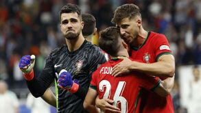Rúben Dias rendido ao herói da noite: «Sai pequeno-almoço, almoço e jantar para o Diogo Costa»