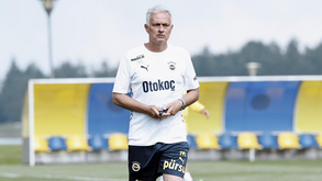 Febre do mercado não afeta Mourinho: «Queremos fazer as coisas certas no 'timing' certo»