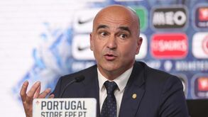 O duelo Ronaldo-Mbappé, a decisão nos livres diretos e o cansaço pós-Eslovénia: o que disse Roberto Martínez