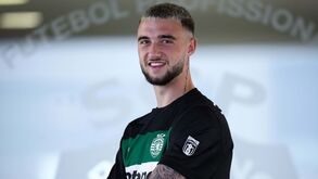 Debast apresenta-se aos adeptos do Sporting: «Sou um defesa que gosta de avançar no campo»
