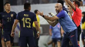 Equador rescinde com Félix Sánchez após eliminação na Copa América