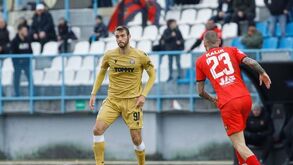 Ferro já assinou com o Estrela e é apresentado 2.ª feira 