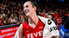 História na WNBA: Caitlin Clark é primeira 'rookie' a fazer triplo-duplo