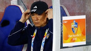 Hong Myung-bo sucede a Jürgen Klinsmann na seleção da Coreia do Sul