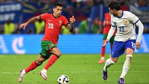 Italianos garantem que Jorge Mendes ofereceu João Cancelo a Inter e Juventus