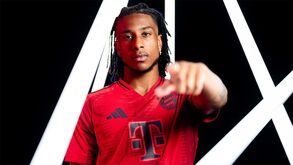 Oficial: Michael Olise deixa Crystal Palace e reforça Bayern Munique