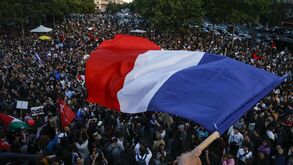 Internacionais franceses reagem aos resultados das eleições: «A vitória do povo»