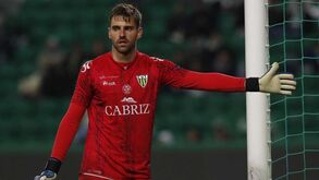 Léo Navacchio ruma à Indonésia