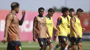 Daniel da Mota apresenta Leandro Barreiro: «Pode vir a ser titular indiscutível do Benfica»