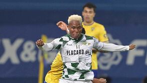 Moreirense oficializa venda de Kodisang