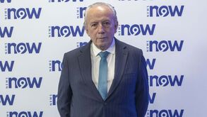 Horário nobre e formato de Santana Lopes do canal 