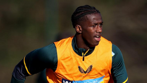 Wolves chamam Chiquinho para estágio em Espanha