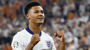 Olli Watkins: o herói da Inglaterra que previu o golo na meia-final, joga no Aston Villa e... é adepto do Arsenal