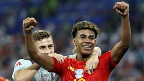 Iniesta aplaude Lamine Yamal: «Tem toda a vida pela frente para continuar a crescer»