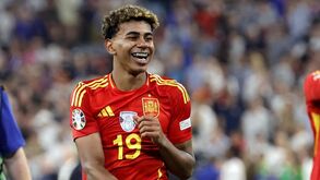 Lamine Yamal celebra 17.º aniversário à espera da prenda