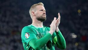 Kasper Schmeichel perto do Celtic