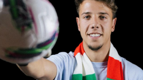 Francisco Meixedo oficializado no Estrela da Amadora
