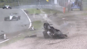 E do carro sobrou... quase nada: sul-coreano capota 10 vezes e sai ileso de arrepiante acidente na Holanda