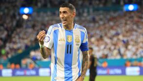 «Vou poder desfrutar da minha neta»: primeiro treinador de Di María revela conversa com a mãe do jogador