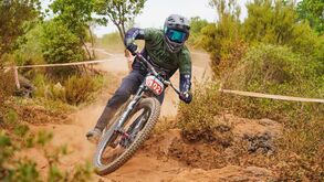 Jack Reading e Kira Zamora conquistam Taça de Portugal de downhill