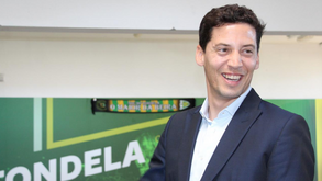 Luís Pinto seduz grupo com treinos equilibrados