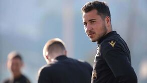 V. Guimarães dispensa jogadores da equipa B e dos sub-19