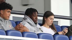 Dirigente do Hannover admite proposta por Bright Arrey-Mbi: «Se chegar a uma certa dimensão...»