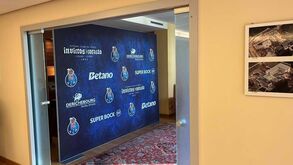 FC Porto personalizou ao detalhe o hotel e o campo de treinos na Áustria: veja as imagens
