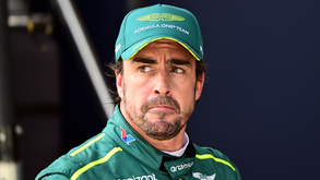 «Éramos como atores do filme da Mercedes»: Alonso diz que domínio alemão levou-o a sair em 2018