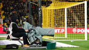 Ligue 1 queria mil milhões pelos direitos televisivos... mas fecha acordo por metade