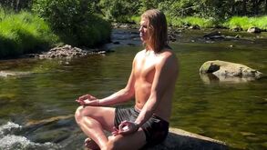 Erling Haaland em pose