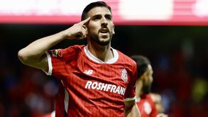 «Nem parece que tem duas semanas de trabalho aqui»: adaptação de Paulinho ao Toluca surpreende 