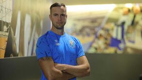 Sueco Sebastian Abrahamson reforça baliza do FC Porto 