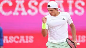 Henrique Rocha na segunda ronda do torneio de Bastad