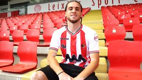 Hapoel Bnei Sakhnin avança para Paulité
