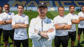Estoril divulgou equipa técnica que vai trabalhar com o treinador Ian Cathro