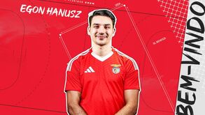 Benfica anuncia contratação do olímpico Egon Hanusz