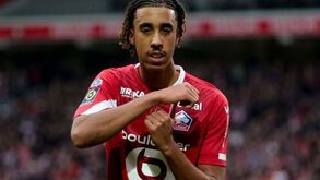 Yoro reforça Manchester United