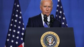Joe Biden testa positivo à Covid-19 