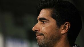 Abel Ferreira critica arbitragem frente ao Botafogo: «As imagens são claras... não vou dizer muito mais» 