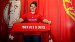 Maria Inês Barros assina pelo Benfica