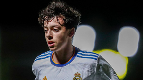 Espanhóis colocam promessa do Real Madrid a caminho do Sporting