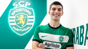 Central ucraniano assina contrato de formação com o Sporting