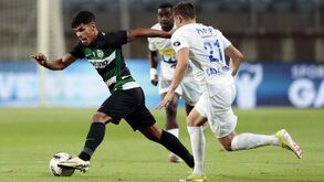 Mateus Fernandes é rei no Algarve: Record visitou origens do médio em Olhão