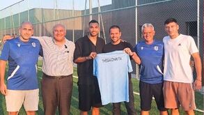 Divulgada fotografia de Pavlidis e Rui Pedro Braz juntos... antes de o avançado ser oficializado no Benfica