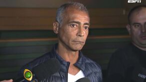 «Enquanto não jogarem para o Neymar vão continuar a se f...» Romário explica por que o Brasil não ganha o Mundial