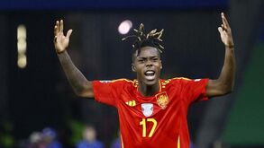 Nico Williams tem luz verde para rumar ao Barcelona