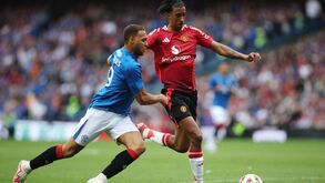 Sancho e Yoro centram atenções na vitória do Manchester United frente ao Rangers