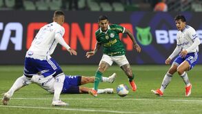 Palmeiras vence Cruzeiro e segue na perseguição ao Botafogo